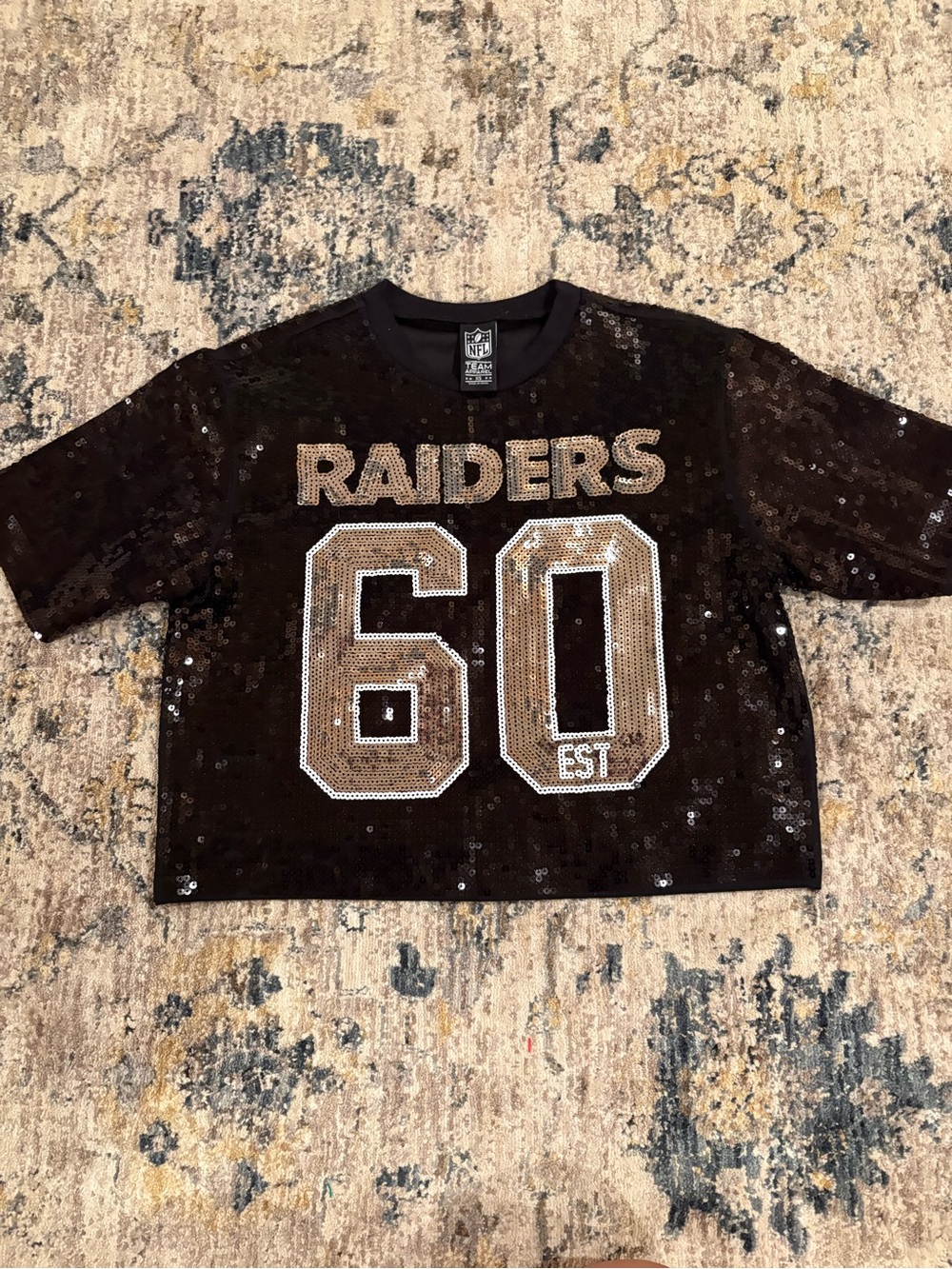 NFL Raiders Sequined Crop Top Jersey 60 Women’s Size XS Black/Silver